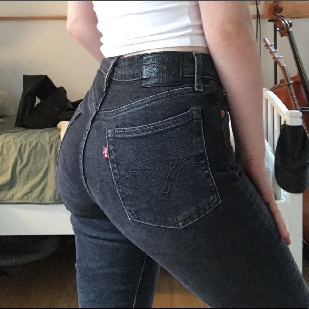Levi’s Wedgie Fit Jeans